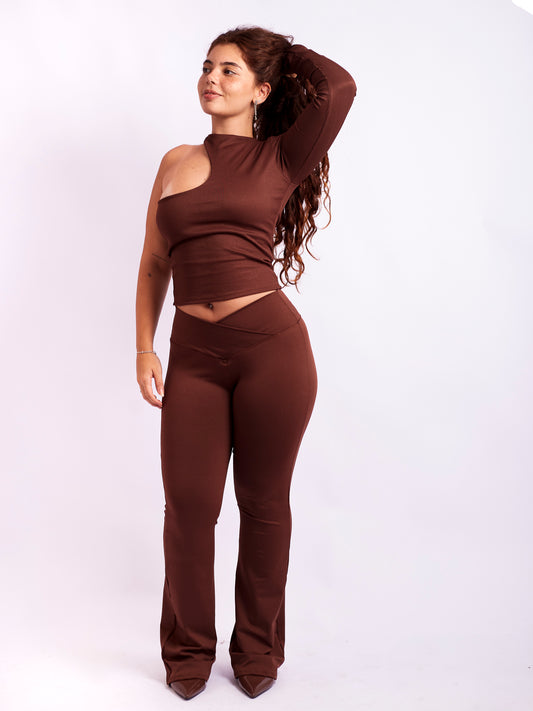 CALÇA FLARE - MARROM