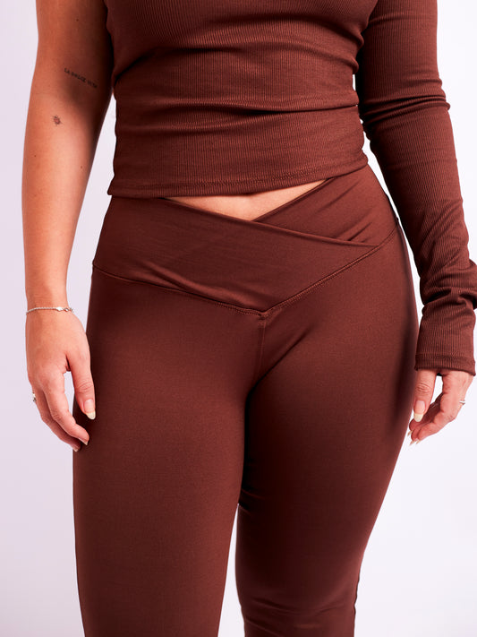 CALÇA FLARE - MARROM