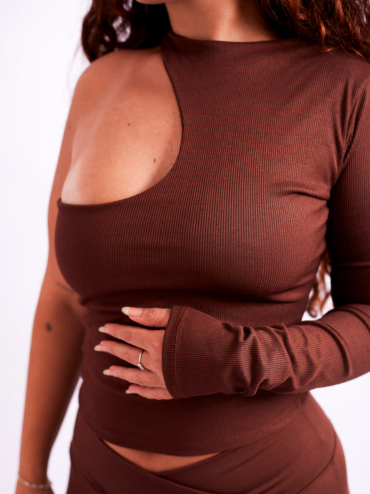 BLUSA OMBRO ÚNICO - MARROM